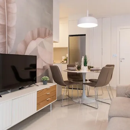 Cibeles Private Pool Apartament *