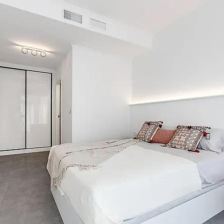 Cibeles Private Pool Appartement *